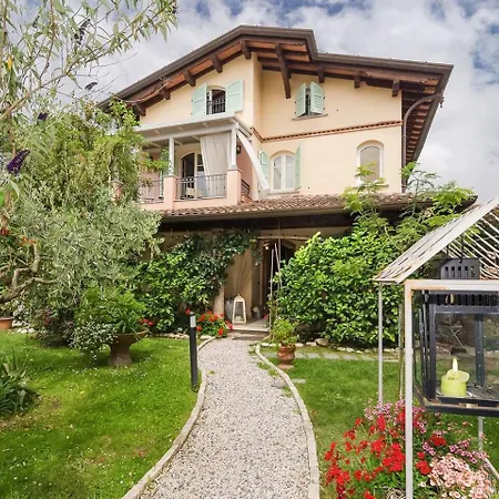 شقة Dei Marmi House - With Jacuzzi *